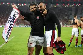 Flamengo busca novo atacante após saídas de Gabigol e Fabrício Bruno