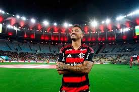 flamengo-viaja-com-danilo-para-supercopa