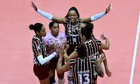 Pinheiros e Fluminense se enfrentam hoje na Superliga Feminina de Vôlei com transmissão ao vivo