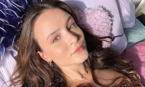 larissa-manoela-responde-a-criticas-de-influenciadores