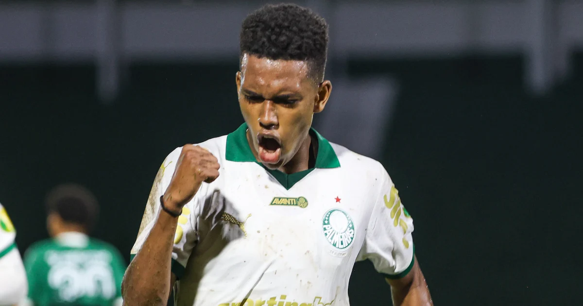 Estêvão responde críticas de Abel Ferreira e se posiciona no Palmeiras