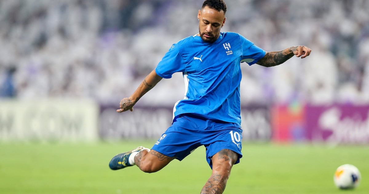 Especialistas avaliam a condição física de Neymar para retorno ao Santos