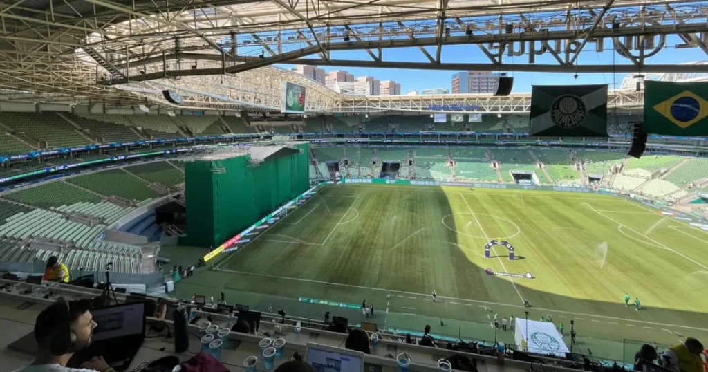 7 pontos sobre Palmeiras rebate posicionamento de jogadores sobre grama sintética e sobe o tom: o que saber?
