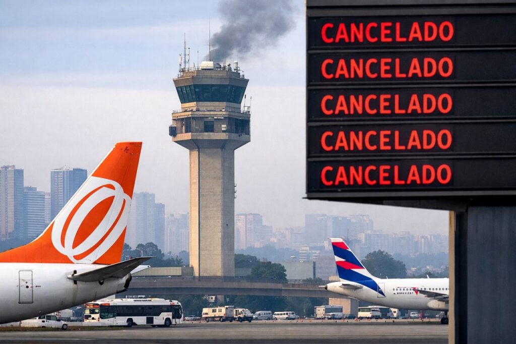 Falha elétrica em controle de tráfego fecha espaço aéreo de São Paulo e afeta voos